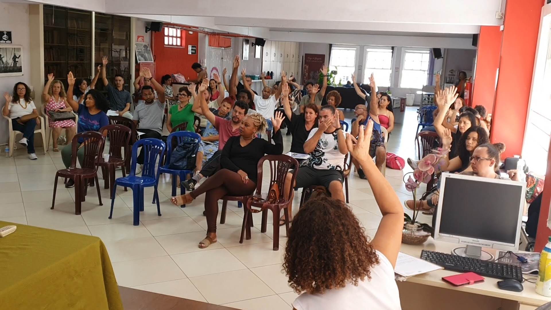 Assembleia Dos Trabalhadores Terceirizados Define A Pauta Da Campanha